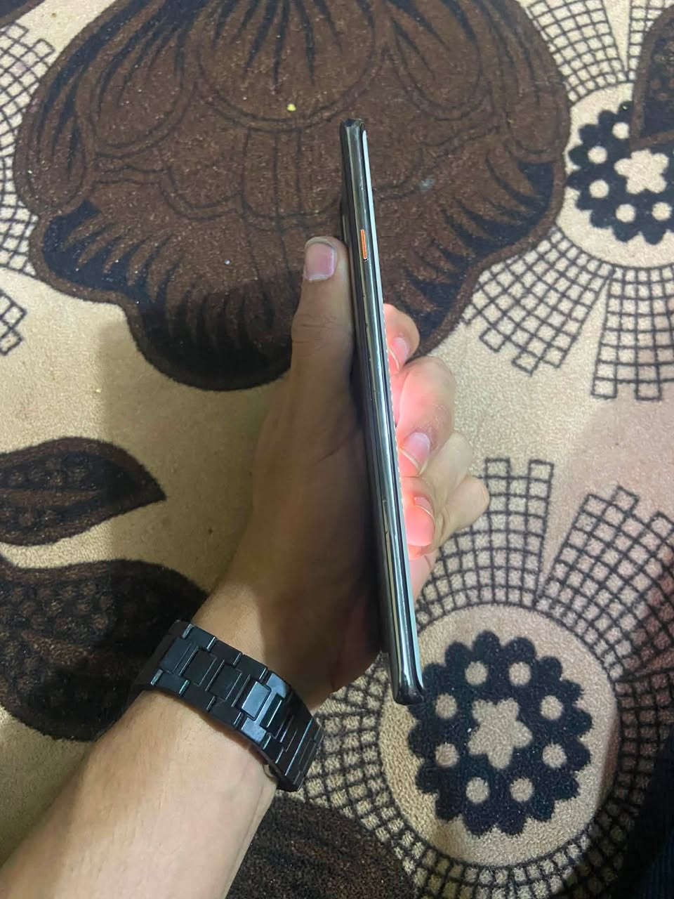 السلام عليكم
كامون 40 برو 5G
مامفتوح 
نضافة كدامك 
ذاكرة 256
رام 8+5
بدون ملحقات 
للبيع ب270
مراوس وي 12 برو ماكس وفوك 
مكاني بغداد حي اور 
***********
