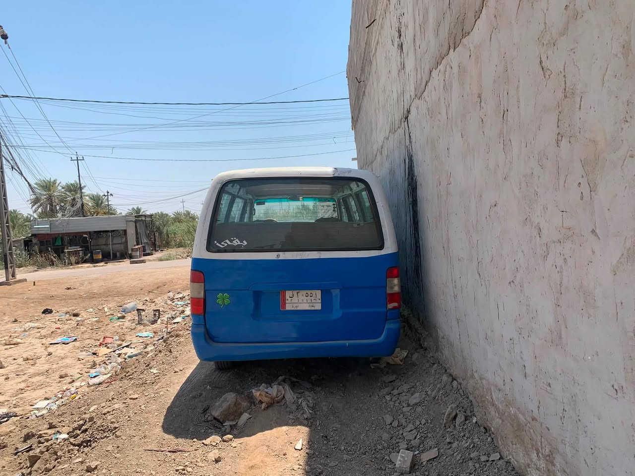 سلام عليكم جنبي شرطيه البيع سياره معمره جديده صبغته جديده سياره حلوه كهربايات كله شغله مكينته تنقص دهن سعر٣٥وبيه مجال مكان بابل جبله ***********
