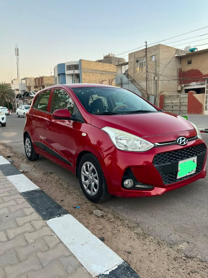 هونداي ايتن كراند خليجي ٢٠٢٠ ماشيه ٤٦ مكانها نجف بيها بس باب السايق صبغ والجاملغات الخلفية بيها جيلاتين قليل بدون ضربة
سعرها ٨٨ وبيها مجال
للاستفسار *********** وات ساب

