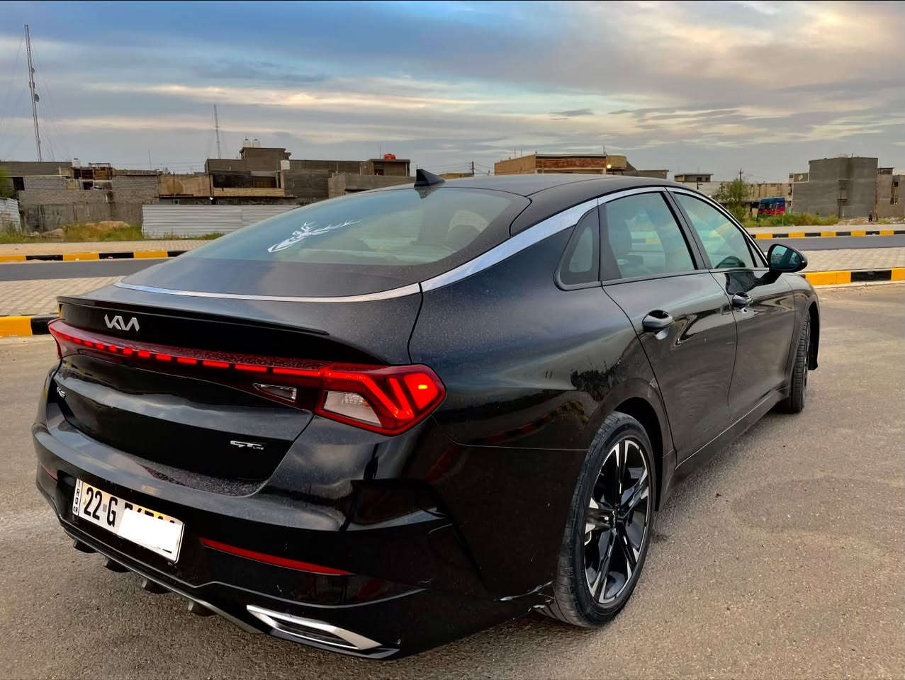السلام عليكم
K5 2022 gtline
للبيع او المراوس
اللون اسود وارد امريكي 
مكينه 1600 توربو
عداد المسافه 76mi الف
السيارة رقم اربيل بااسمي
فول بصمه ابواب وتشغيل + كشنات جلد لون اسود
تشغيل عن بعد + لايت زنون + لد نهاري + اوتو هولد
كرسي السائق كهرباء + قطعه تبريد + شاشه ابل كار بلي
كامره خلفيه + فول رادارات وتوقف ذاتي من كل الجهات
شاشه كبيره + قياده ذاتيه + محافظه على المسار
توقف ذاتي + اشاره بالمري + نقط عمياء + بريك بصمه
شحن لاسلكي  
حادث السيارة تبديل بنيد فقط  وبارد صغير بجنطة بدون دواخل 
ايرباك دركة وراجع سستم
السيارة جديده وجاهزة مابيهه اي مصرف  
السعر 178$ وبيها مجال
مكان السيارة بغداد 
رقم ***********  موجود واتساب

