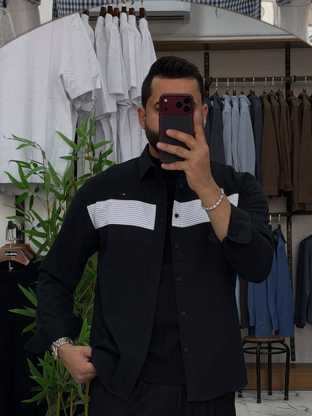ملابس • للبيع