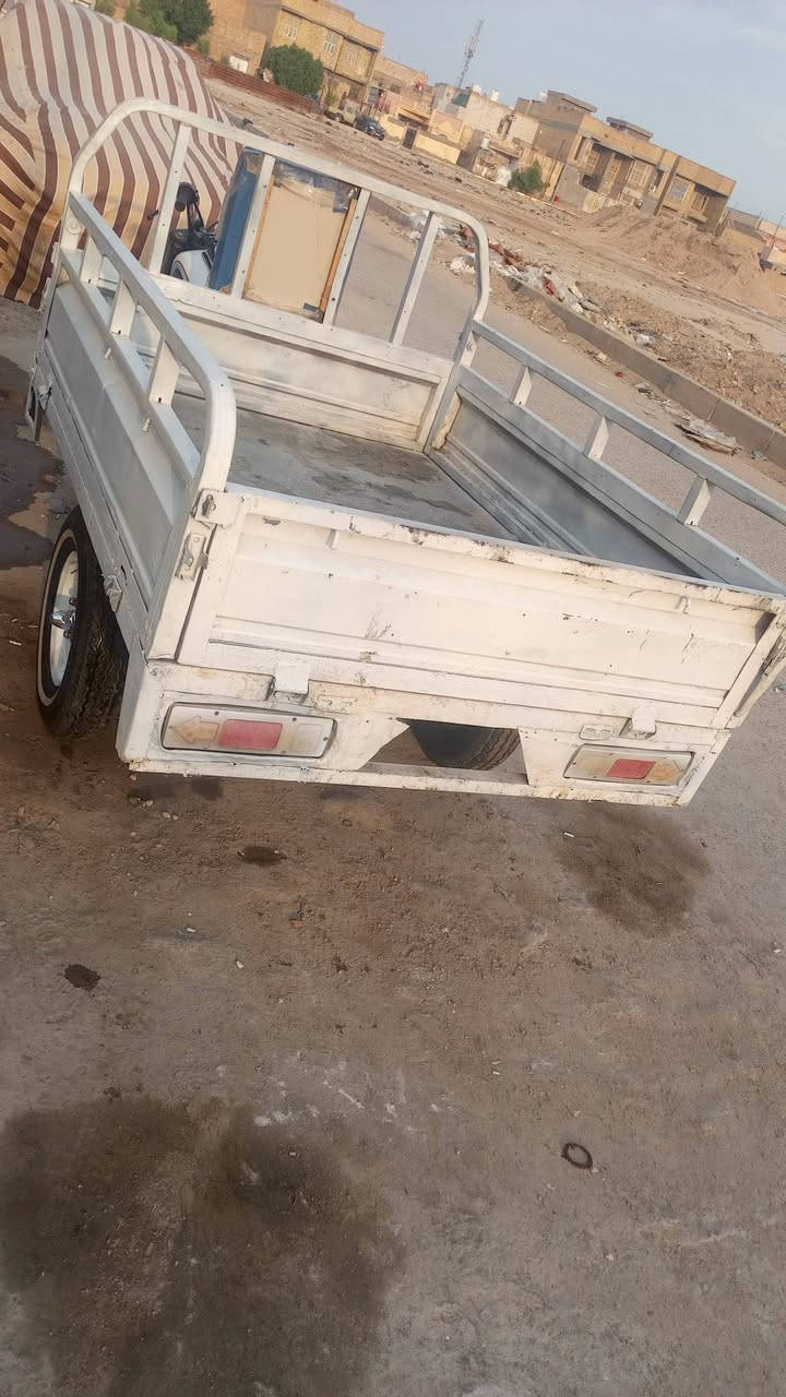 ستوته البيع مديل ١٤ وراق اصولي شغاله من طول تواير بجيس محرك بس ولفات شغل وطلع وين ميعجبك بيه لحيم بل مثلثه مال هورن سعره مليون ٣٠٠ وبيه ماجال مكاني ناصريه مركز ***********
