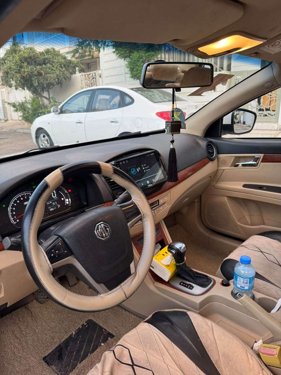 ام جي 350C • ٢٠١٦ • فول مواصفات