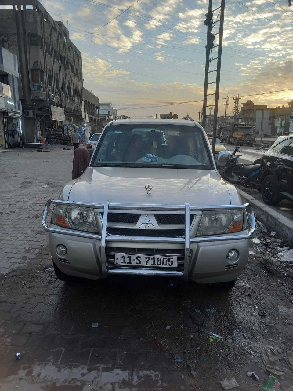 باجيرو ٢٠٠٧ • ٦ سلندر • ٧ راكب