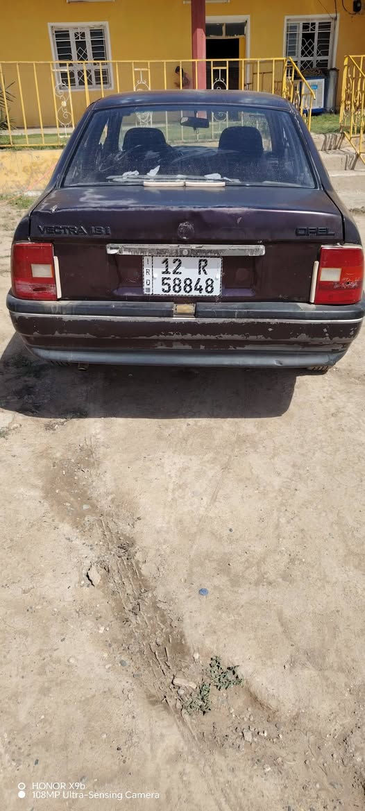 اوبل فكترا حجم 18موديل 92رقم نينوئ بسمي مسطره سنويه لل35 گير. محرك شرط دوشمه +طخم صدرهاا قبل 10 ايام معمرهن  خيسان مابيهاا لو قطره سيارة مابيهاا اي طخه شرط السعر 42 بيهاا مجال للطيبين ***********

نص مكتوب في الصور:
- O HONOR X9b 108MP Ultra-Sensing Camera
- HONOR X9b
- 108MP Ultra-Sensing Camera
- O HONOR X9b
- HONOR X9b 108MP Ultra-Sensing Camera