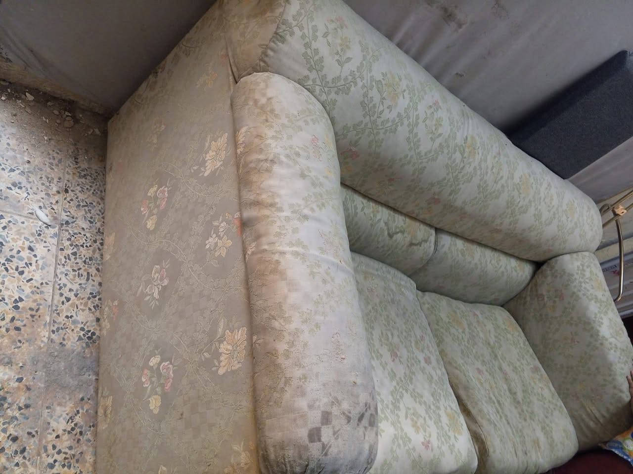 مكلف بل نشر غراض بيت لبيع تخم قنفات نضيف ودوشك من هذه ضغط لعالي هم نضيف وزاريه ميز مرايه باقي تفاصيل
عل واتساب فقط *********** صاحب الغراض
