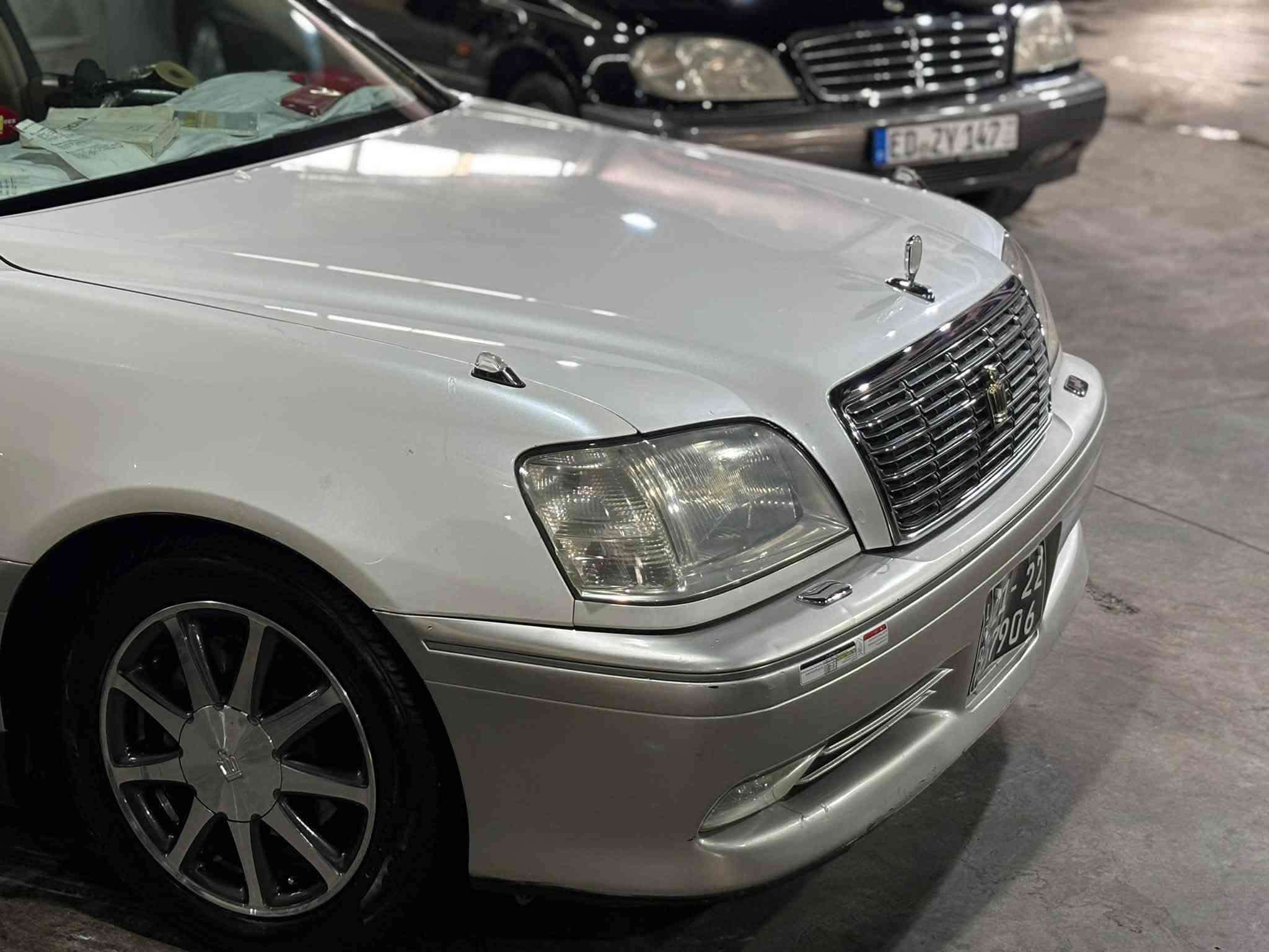 كراون VVTi • نظيفة • بلا عيوب
