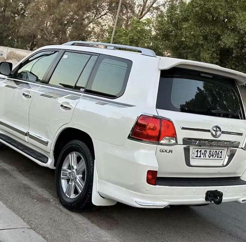 لاندكروز بريم • ٢٠١٤ • محرك ٤٠٠٠