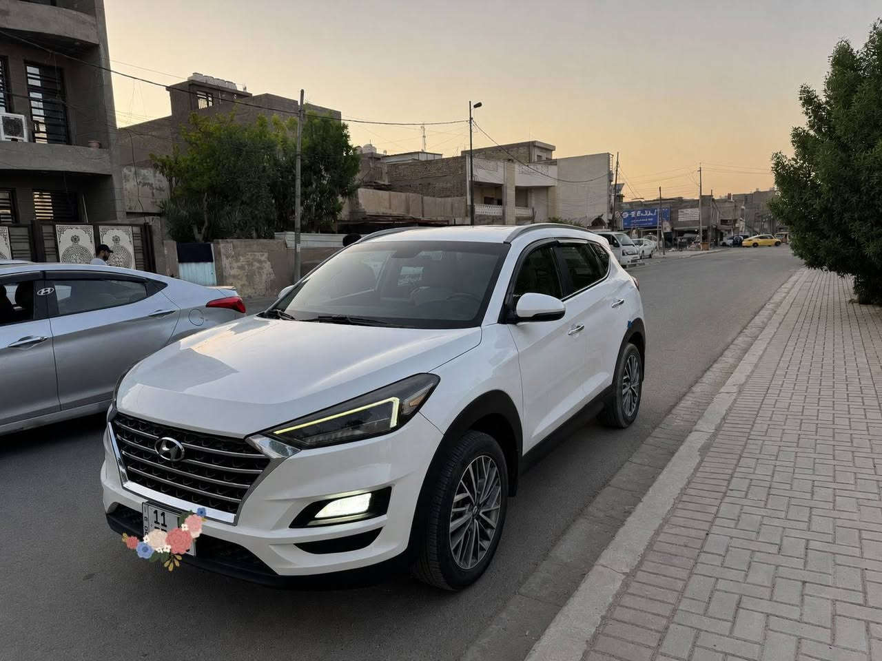 ارخص توسان بكل العراق 158 ورقه فقط
خليجي موديل 2019 فول موصفات 1/1

كير مكينه مكفولات كفاله عامه 

سياره بيها فقط صباغ ربع البنيد فقط والسونار موجود بنهيه المنشور 

موصفات السياره معروف
1 لد حاجب + خمس عدسات مع لستيرن يتحرك 
2سايد بريك بالرجل 

3بصمه تشغيل

4كراسي جلد وكهرباء 

5قطعتين تبريد

6مري شفط وترحيب 

7يدات نيكل اصلي 

8شاشه كبيره 

9حساسات امامي وخلفي 

10وصعيات قياده 3 سبورت وايكو وكمفورد 

11ويل نيكل اصلي + سبير هم ويل نفسهم 

12برده صندوق 

13 تحكمات ستيرن كامله 

مكاني الدوره شارع 60

***********
