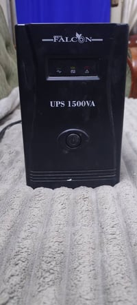 UPS 1500 FALCON نضيف كلش شغال 100٪ فقط يحتاج تبديل بطاريات السعر  قيم ...
