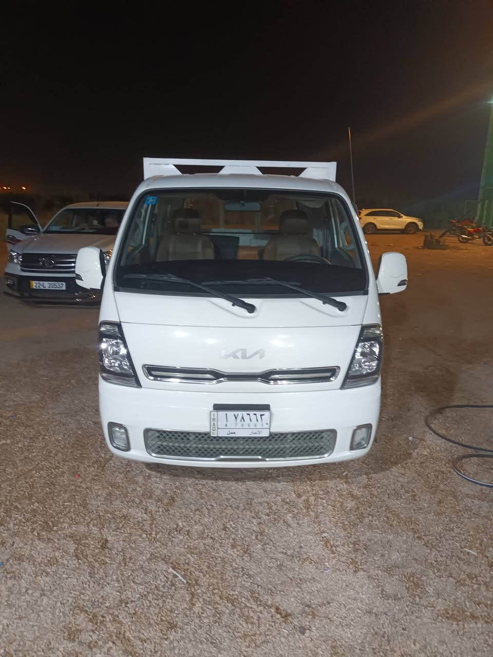 كيا حمل موديل ٢٠٢٢ كفاله عامه سعر ١٤٢$ وبيه مجال شي قليل مكان الانبار فلونة صقلاوية  للتواصل ***********
