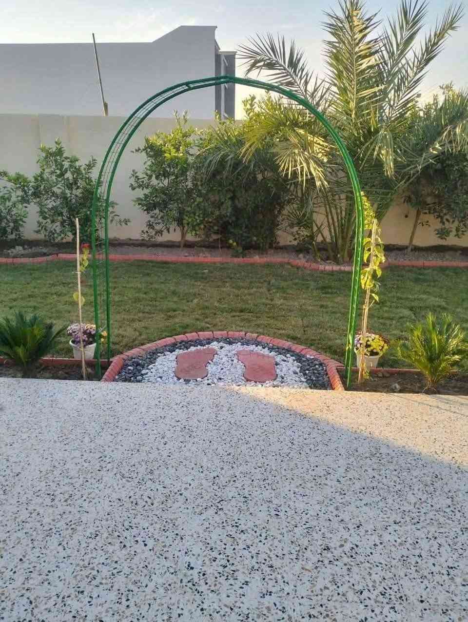 كادر متخصص لعمل كافه الاحجار والديكورات وزراعة الثيل وزراعة وتقليم الأشجار وعمل منظومه مرشات بأانسب الاسعار ماعليك الا تصال بالرقم ***********
ادمن وافق
