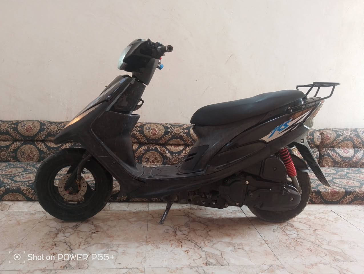 ماكس  عدله  (#سعره 550 شغاله سلف هندر شرررراي اتصل شلعه ومعدل  جاهزه دراجه.  سعره مناسب كلش ***********  شوفت عينك ورده (بلعافييه الياخذه ) ناصرية مركز

نص مكتوب في الصور:
- Shot on POWER P55+
