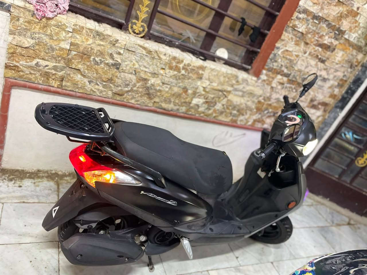 مرحبا دراجه الكزز z للبيع دراجه كلش نضيفه برغي ممفتوح بيها ماشيه 14 ألف مكينه تايرات دبلات تلجات
خير من الله كلشي مناقصه إذا مفتوح بيها برغي ترجع نضيفه وحلوه احلى من الصور عنوان كاظميه ***********
