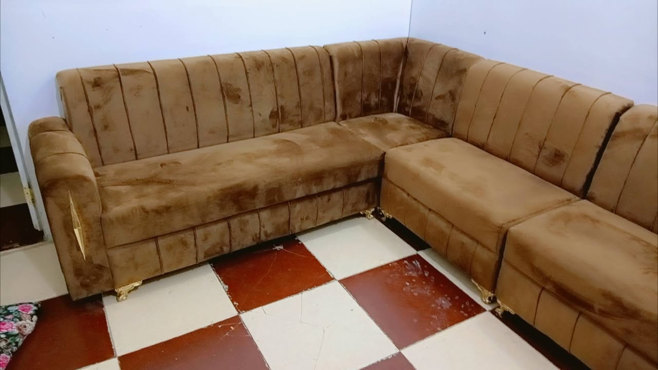 للبيع تخم جديد خمس أمتار استخدام أقل من شهر قفله 200
***********
