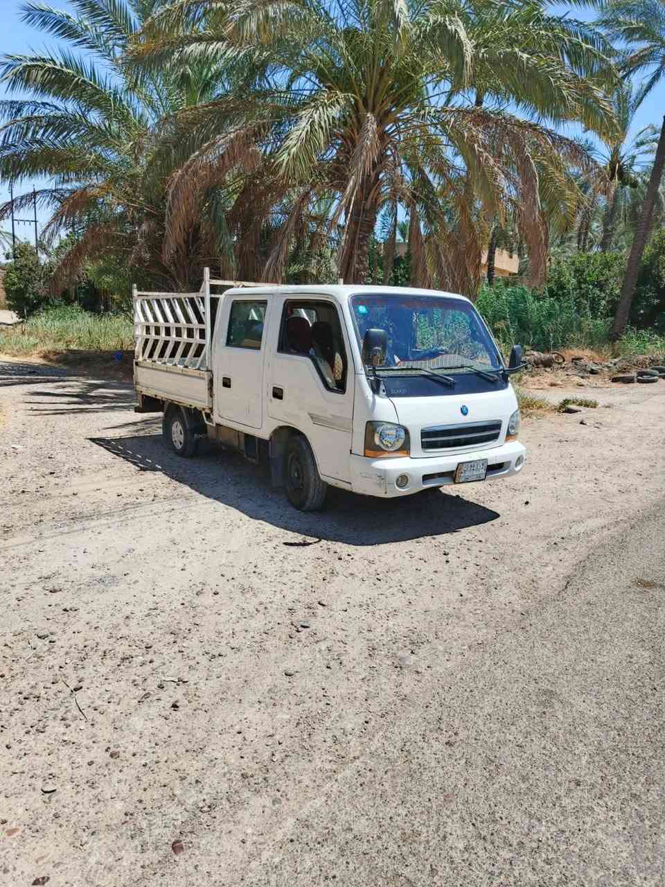 ام عيون دبل قماره بلاديه موديل ٢٠٠١
رقم بغداد تحويل مباشر 
مكينه جديده قبل سبوع مجفتها مضبوط 
كير أكسل شاصي رقم شاصي كفاله 
كهربائيات شغاله 
دوشمه جديده 
السعر ٩٠ وبيها مجال بسيط 
مكاني بغداد التاجي
***********
***********
