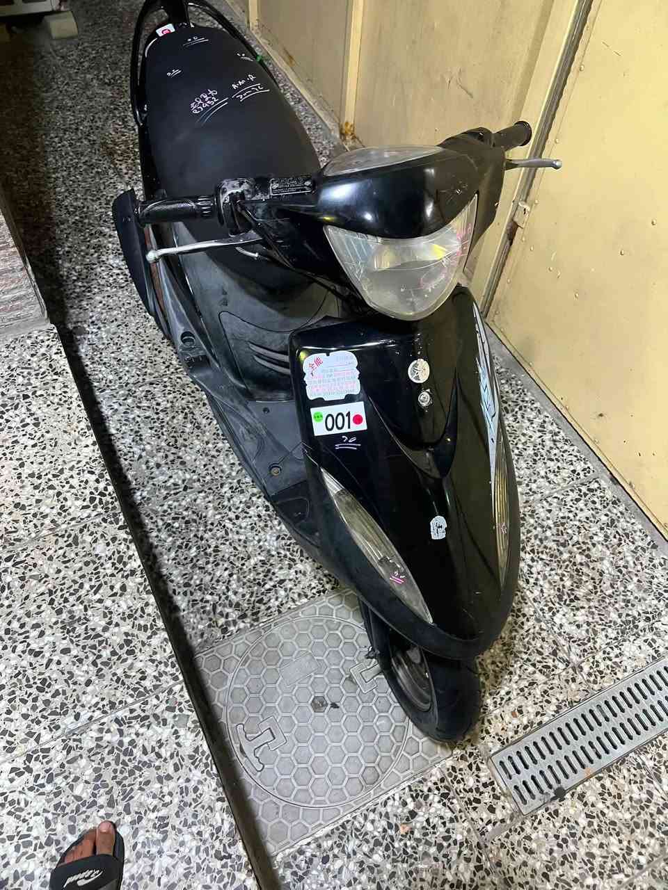 ماكس عدله لل بـيع 💔🫶🏻

ماكس عدله لل بيع الدراجة نظيفة و صار أسبوع من مشتريها الدراجة بلادي المكينه ما مفتوحه ... نكره سلف و نشتغل الدراجة نظيفة و مرتبه جبتها اروح و أجي بيها من الشغل بس!! الدراجة حلوه و لحد يكسر بيها سعرها 600 و بيها مجال بسيط لل شراي بس و الي يكسر بيها ينحظر عنواني بغداد مدينه الصدر لل تواصل واتساب فقط ((***********))
