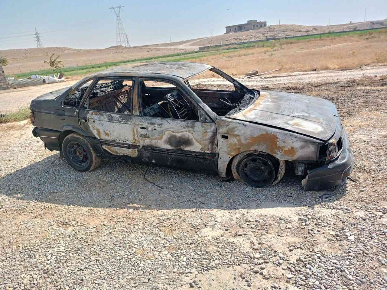 @إشار ة فولكس واكن باسات موديل 1992 محرك 0,8 المرغوب كير ومحرك شرط رقم ألماني جديد سنويه بأسمي المحرك والكير بي مجال يصلح مصرف بسيط تصرف يرجع مثل قبل الشاصي نضيف حيل مابي قطره خيسان الشاصي والهيكل سليم والضربه فقط الحريق تصلح للتشليح وقطع الغيار او السكراب للبيع معا الوحات والسنويه مكان السياره 
موصل حمام العليل رقم الهاتف  ***********
