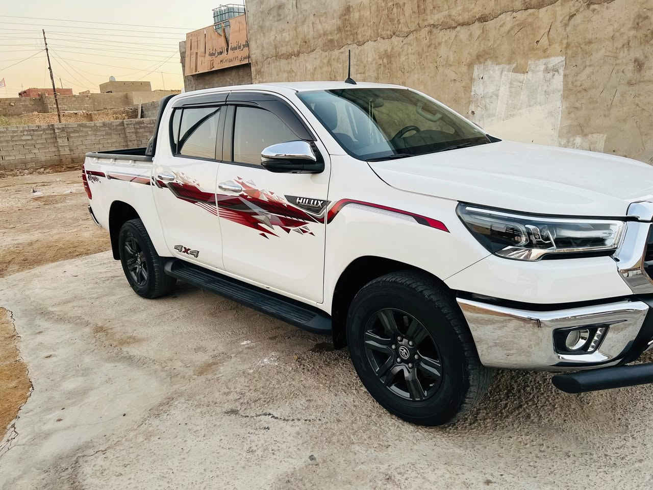 السلام عليكم للبيع  
بيكب هيلوكس  4 سلندر 
تبريد قطعتين 
سبير شركه ما نازل 
بنيد جك
باب صندوق جك 
مري شفط 
تبريد كشنات 
مدوشمه كشنات و ارضيه 
 فورويل دبل سنتر لوك 
ماشيه  50 كيلو بوضع زيرو 
رقم  شمالي  
كفاله عامه  
موديل.  2022 
شاحن مبايل لاسلكي 
لايت زينون 
كشاف امامي 
شاشه مركزيه 
كاميره 360 درجه 
مثبت سرعة
شفتات قياده بلستيرن
تشغيل بصمه
دخول ذكي
اناره ترحيب بلمرايه
حساسات خلفيه 
وباقي مواصفات  SAS معروفه
السعر 315 

العنوان بغداد
***********
