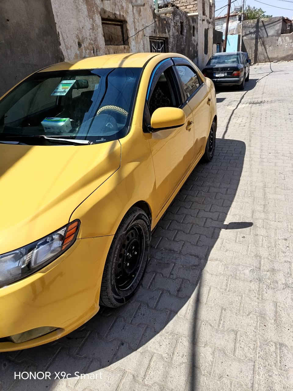 سلام عليكم عندي فورتي البيع مديل 2010 سياره جاهزه بيه ضربه بس جاملغ كتر لعبري كدام ولباقي ما بيه اي شي كير مكينه وحداديه كلهن مكفولات سياره جاهزه ما عوزه اي شي مداور ثاني يوم سنويته 2028 تبريد وي سويج ثلج تبريته 🥶🥶 السعر 70 وبيه مجال قليل مكان السماوه قضاء الخضر هاذه رقم ***********

نص مكتوب في الصور:
- HONOR X9c Smart