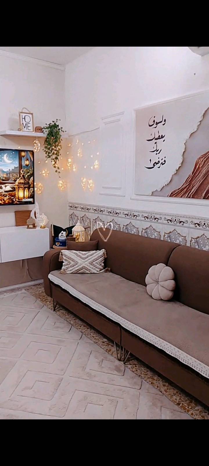 الحرية محله ٤٢٨ • ٥٠م • طابق ونص