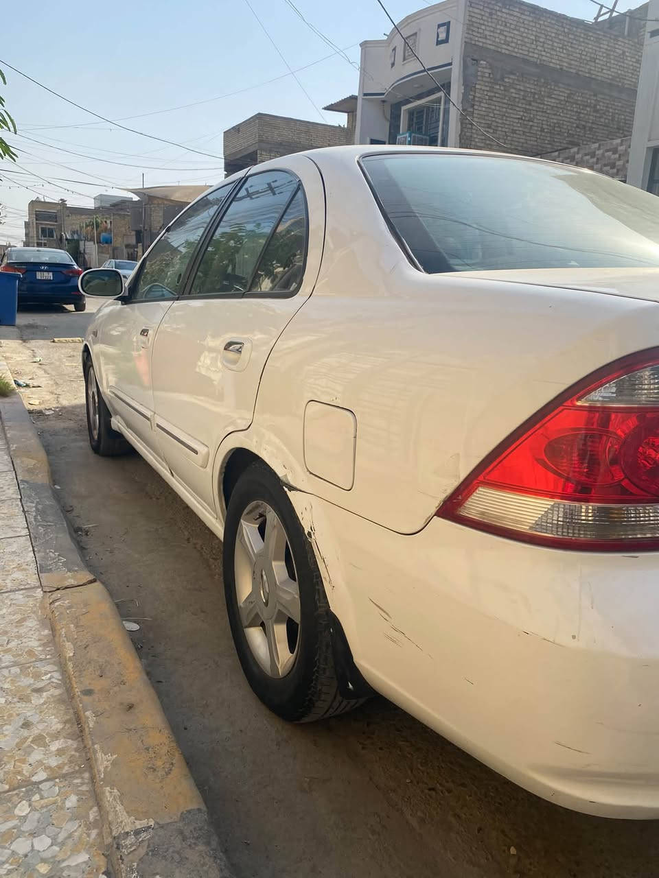السلام عليكم 
نيسان سني كوري 2009 بعداد بأسمي 
كير اوتو
كير ومكينه مكفول مكينه 1600
بدون حادث
بيهاشخط بالهلال الخلفي فقط موضع بالصوره
تبريد ثلج كهرباء كلها شغاله فتحه سقف
مكان بغداد زعفرانيه
***********
