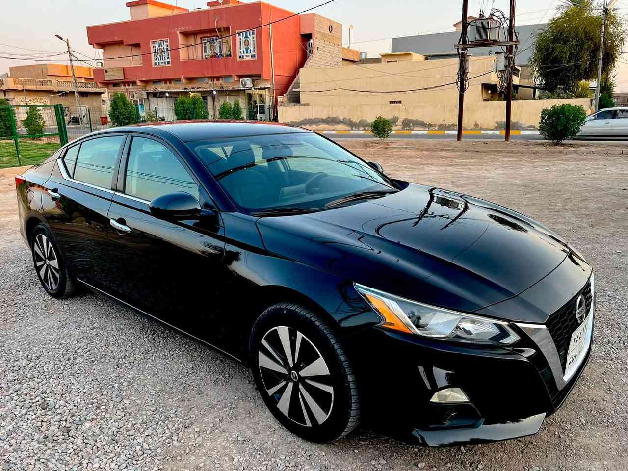 نسيان التيما موديل ٢٠٢٠
مواصفات S السياره كشن كهربائي مثبيت سرعه كروس شاشه حجم كبير المكينه الكير مكفوله بجم كبس بدون ايرباك والشاصي هم مكفول ويل كروم نظيف كلش 
ظربتها قطعه وحده بس باب السايق مبدل شركه اصلي مابيها اي نمش نظيفه كلش ماشيه 70 حقيقي السياره مابيها اي نقص كلشي ما تحتاج صرف سونارها موجود السياره ب اسمي تحويل شوكت متريد 

الي يريد يتواصل واتساب ع الرقم ***********

