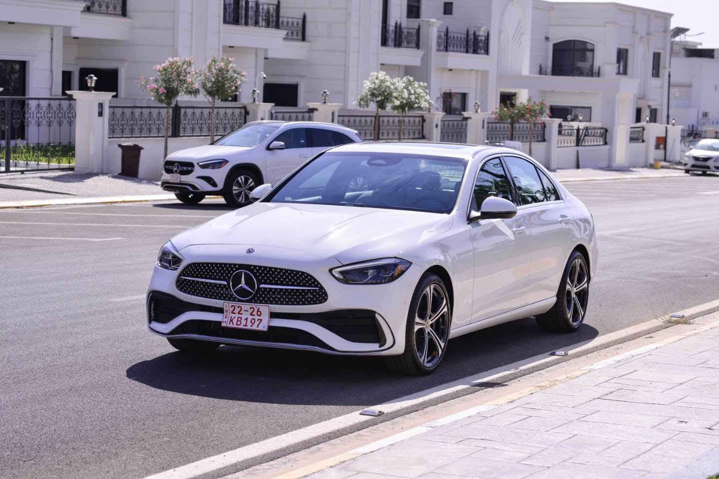 Mercedes Benz C300
2024

سى كلاس ٣٠٠
ماشية ٨٠٠٠
بدون دواخل و  ايرباك 
مبدل بلادي ٢ قطعة نفس لون 
سلايد
داخل الوان
كشن تبريد و تدفئة 

٣٦٥ ورقه
أربيل 
*********** واتساب أربيل, العراق
