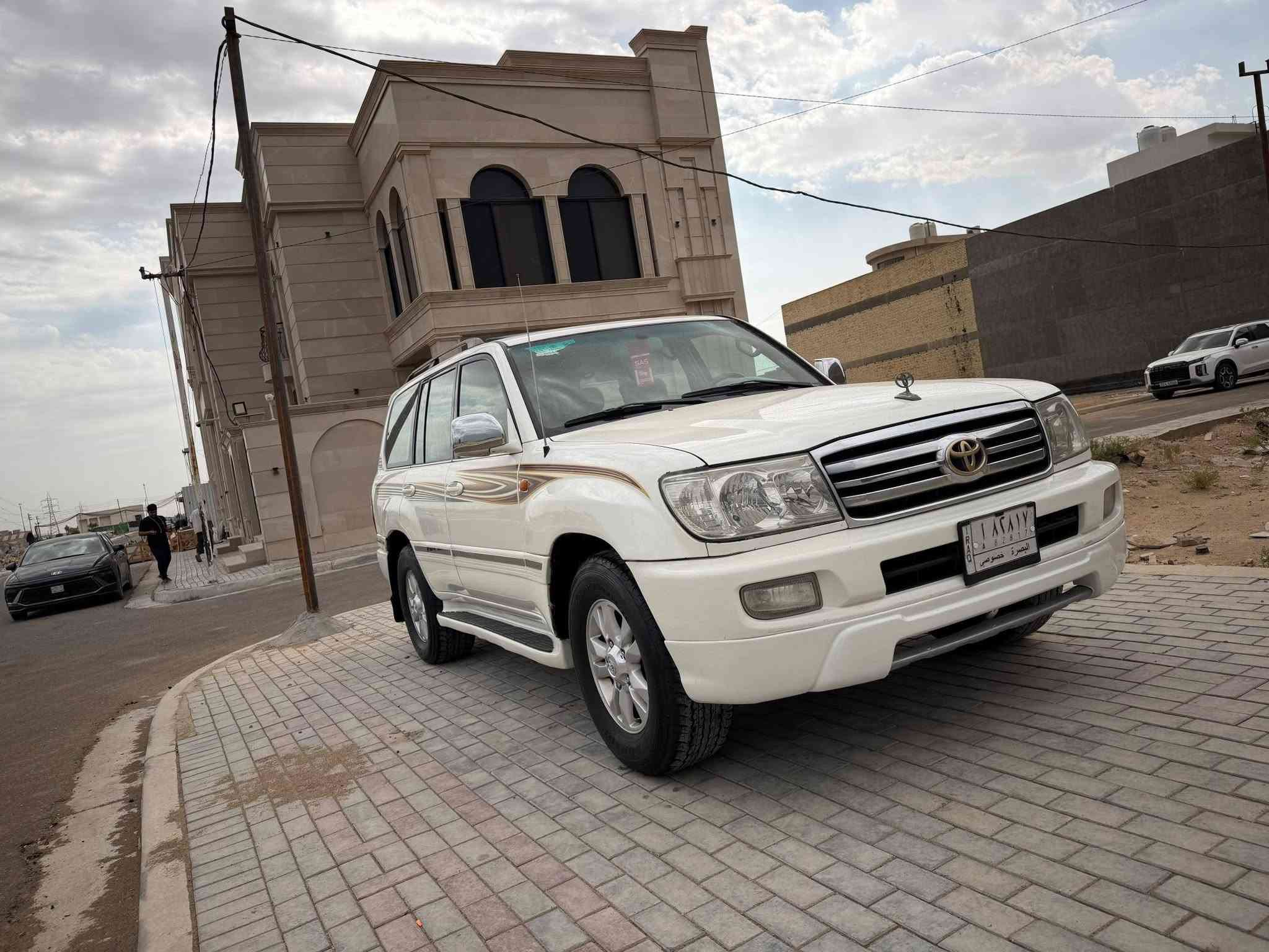 ‏تويوتا لاندكروزر 2007 وارد خليجي كفاله عامه فگنس عالي  فول مواصفات ستة سلندر سبع راكب فتحة ثلاجة تبريد ثلاث قطع ‏رقم بصره تحويل ثاني يوم السعر 158$‏شراي اتصل ***********
