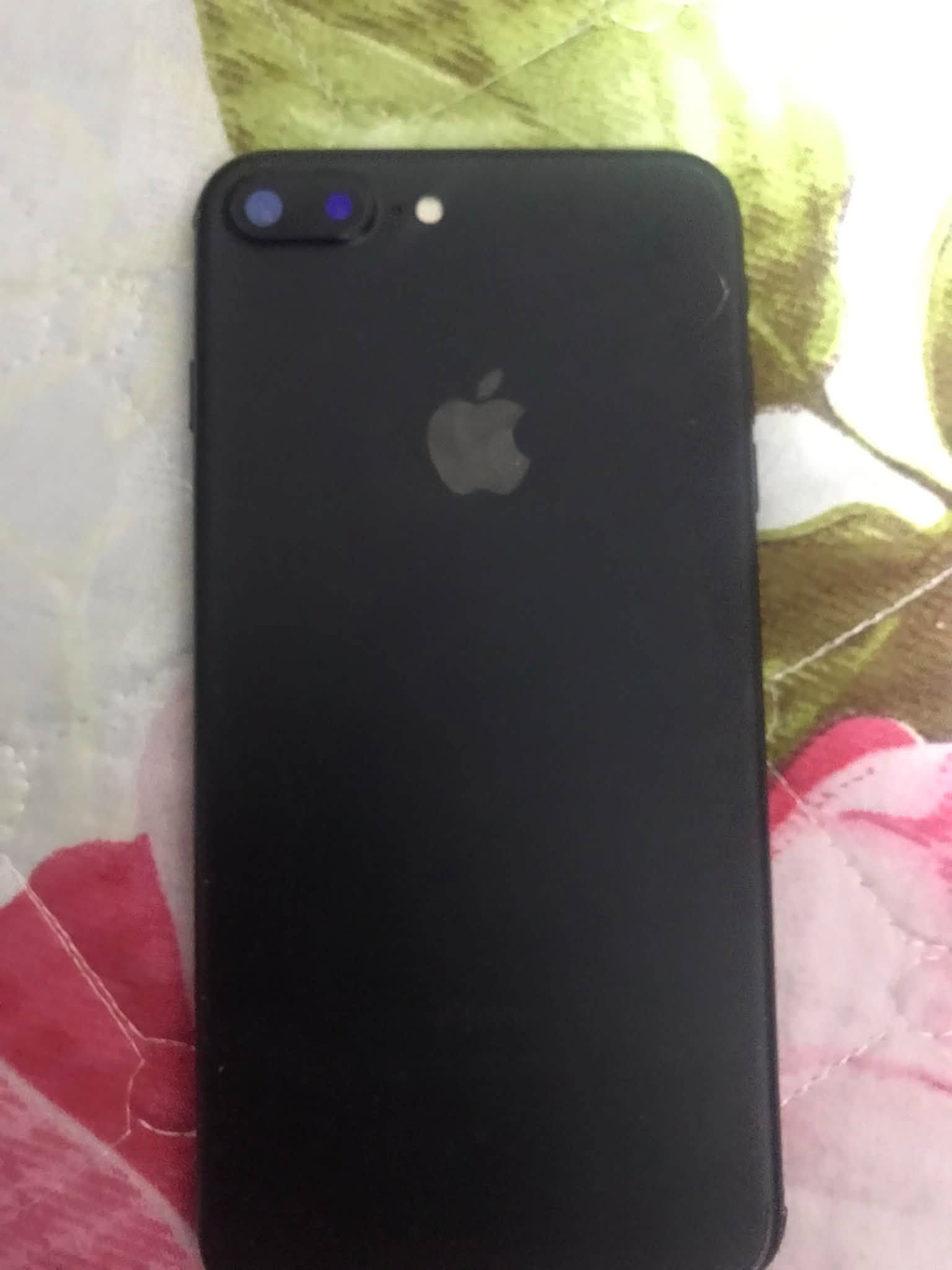 ‏سلام عليكم￼￼‏iPhone 7 للبيع￼‏الذاكرة 32￼‏جهاز مبدل بي بصمة شغالة￼‏بها الأضرار الموضحة في الصورة‏اللي على الشاشة￼‏بطارية 64￼‏الجهاز ‏مراد لباس شاشة￼‏‏يحمل لعبة بوبجي ‏يحمل واتساب ‏و كافة التطبيقات تواصل اجتماعي‏YouTube تطلب لي من تطبيق سفاري￼‏سعر الجهاز￼‏57 وبي مجال￼‏الجهاز بغداد الغزالية ‏رقم التلفون￼‏يوجد واتساب ***********￼

نص مكتوب في الصور:
- لا توجد بطاقة SIM ٩:٢٦ م ٤٨٪ عام حول الاسم iPhone إصدار البرنامج 15.8.8 اسم الطراز iPhone 7 Plus رقم النموذج MNQW2LL/A الرقم التسلسلي FCFTC41JHG04 سجل تاريخ القطع والخدمة البطارية الخدمة تجمع Apple سجل تاريخ القطع والخدمة، ويعرض السجل معلومات عن حالة iPhone وتفاصيل إصلاحه. معرفة المزيد... الشبكة غير متوفرة الأغاني مقاطع فيديو
- ٩:٢٧ م
- لا توجد بطاقة SIM
- عام
- مساحة تخزين iPhone
- iPhone
- المستخدم: ١٠,٩ غ.ب. من ٣٢ غ.ب.
- iOS
- التطبيقات
- الصور
- البريد
- بيانات النظام
- Watch
- ٧٤,٢ م.ب.
- الخرائط
- آخر استخدام: اليوم
- ٥٤,٣ م.ب.
- Safari
- ٥٣ م.ب.
- الطقس
- ٣١,٤ م.ب.
- ٣١ م.ب.
- الكتب
- ٢٩,٤ م.ب.
- لا توجد بطاقة SIM ٩:٢٩ م ٤٤٪؜ البطارية حالة البطارية رسالة مهمة حول البطارية حالة بطاريتك متدنية جدًا. يمكن أن يبدل أحد مزودي خدمة Apple المعتمِدين البطارية لاستعادة الأداء والطاقة القصويين. المزيد عن خيارات الخدمة... الحد الأقصى للقدرة ٦٤٪؜ هذا قياس لقدرة البطارية مقارنة بقدرتها عندما كانت جديدة. قد تتسبب القدرة المنخفضة بتقليل ساعات الاستخدام بين عملية الشحن والأخرى. أقصى قدرة للأداء تدعم بطاريتك حاليًا الأداء الطبيعي وقت الذروة. شحن البطارية المحسن للحد من استنزاف عمر البطارية، يتعلم الـ iPhone من عادات الشحن اليومية، بحيث ينتظر ولا يتجاوز ٨٠٪؜ حتى يحين موعد حاجتك إلى استخدامه.