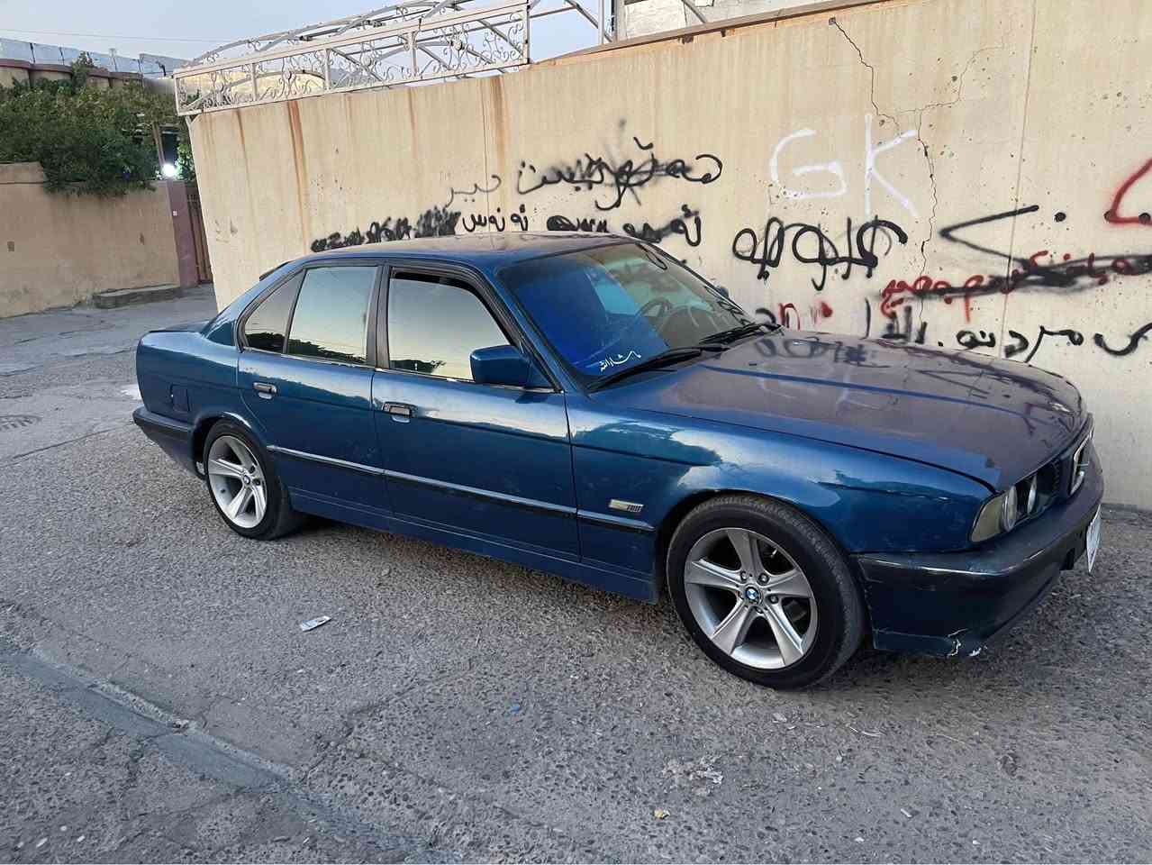 سةرتا بةناوي خوا bmw موديل ٩٢  جام كارةباي   شاشة ئابات  زور جوانة  جركةي تيا نية   زور مةزبوتة  توندو توللة  علوجة   فروشتن گورينةوة لاسةر  دل گرتن *********** كويسينجاك, أربيل
