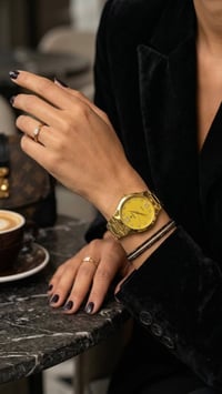 ساعات • متوفر • للبيع