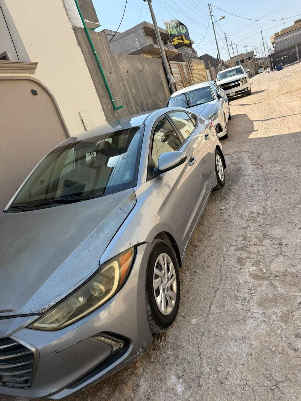 النترا وارد أمريكي موديل١٧ باسمي سنويه إلى ٢٨ جاهزه // كير ومحرك وتبريد // فقط تحتاج بعض الملاحظات بيها رصعه بالمدكر مقدارشبر  الأمام مال العبري + الباب الي ورى السائق بي طخه خفيفه تجي على البارد واثنيهن ما مزلوغات على صبغهن البلادي السعر النهائي بدون ( مداهر ) ٩٥ & ورقه الاتصال *********** / ***********
