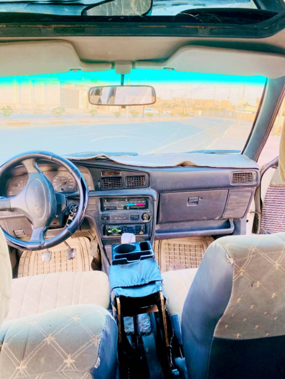 السلام عليكم
كورلا موديل 1990للبيع شرط محرك كير عادي بسمي دولي ل29نينوى بيه صبغ مكانات قليلة بدون ضربه قويه أوربي بدون تبريد من الشركه السعر 32وبيه مجال قليل 
(ملاحظة مابيع دين أو قصاط❌)مكاني صلاح الدين الشرقاط 
رقم الهاتف ***********والله محي الجميع
