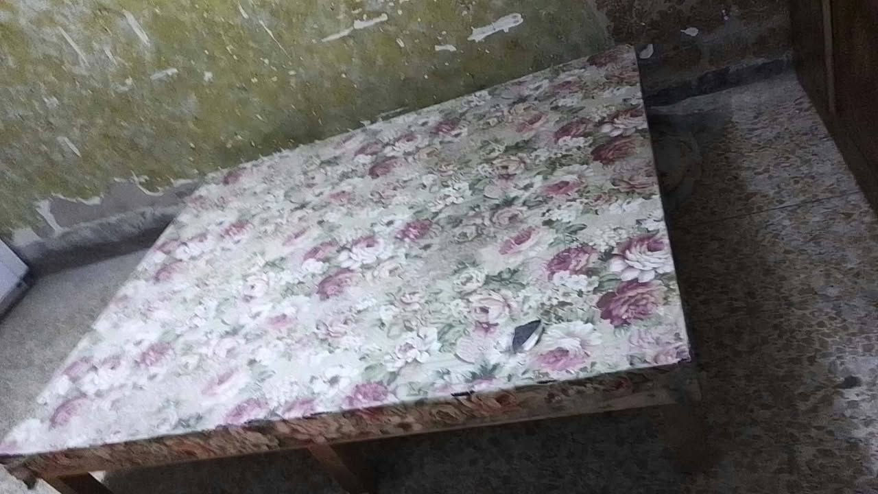 للبيع مكاني  بغداد شعله جربايه ودوشك وكاروك كبير
