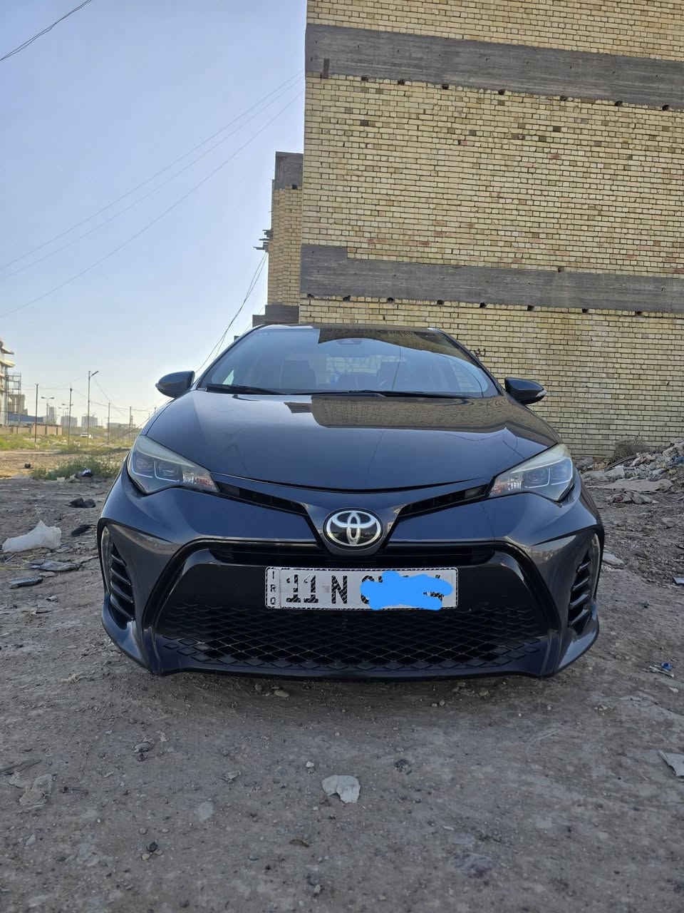 السلام عليكم كورلا ٢٠١٨ وراد امريكي رقم بغداد  حادث امريكا بابين فقط صور حادث مع سونار مرفق بلمنشور سنويه هزه جديده 
نص فول se 
مواصفات 
محرك ١٨٠٠ المرغوب 
كشنات رياضي حضن
شفتات سرعه ستيرن 
نضام سبورت 
لد نهاري مع حاجب 
كشنات جلد شامو 
رادار 
بيها جهاز من امريكا تشغيل عن بعد 
مشدود بيها سستم صوت 
مكان السياره بلغزاليه 
***********
سعرها ١٣٣ ورقه بيها مجال بسيط
