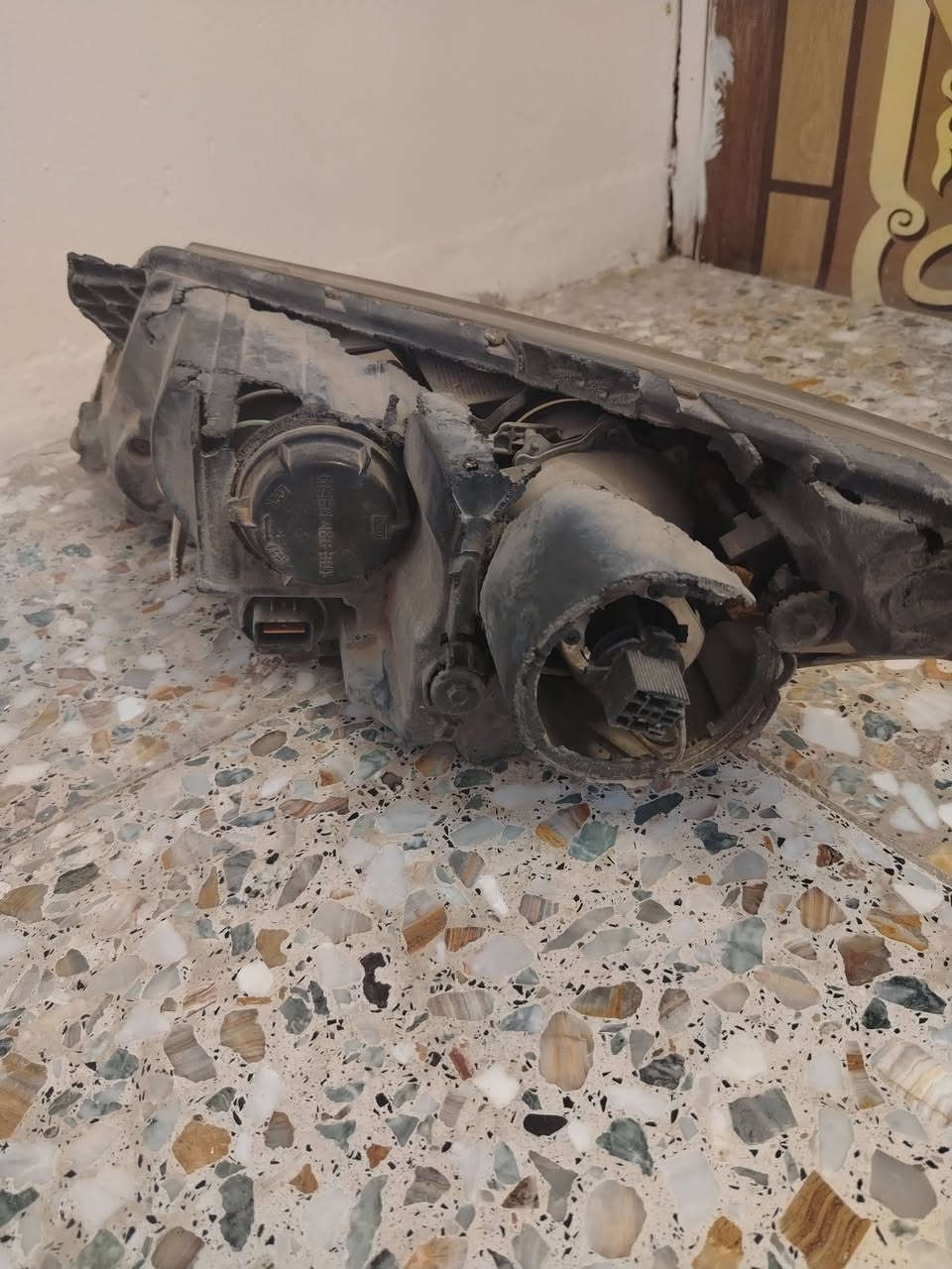 مازدات اوبتيما 2013 خليجي بلاديات
اليمنة كاملة ونظيفة 
بس الجهة اليسرى تعبانة واضح بلصور
للبيع
مكاني سيدية
رقم تليفون ***********
