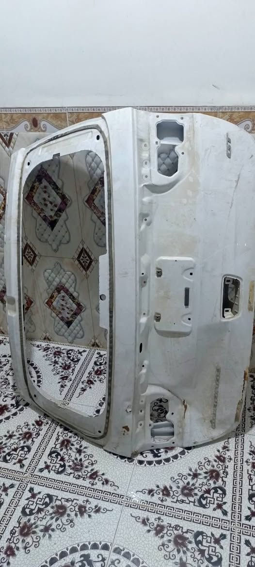 سلام عليكم غراض دورنكو اصليات باب الجنطه بي طعجه بسيطه ترجع عل بارد ومسطره جديده ومسطره ثانيه مكسوره
جامه الجنطه جديده***********
