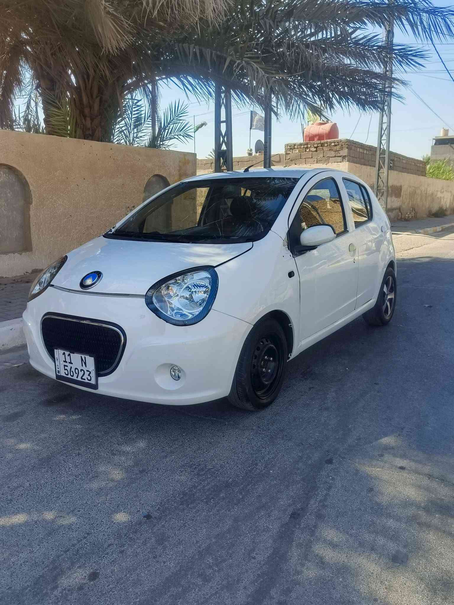 باندا 2013 رقم بغداد نضيفه كير ومحرك مكفولات صدر نضيف دشبول نضيف  تخم تاير جديد سياره (ماشيه ٨٣) صبغ ٣قطع اثر طخات . السعر مناسب . 
للاستفسار عن السعر ***********
مكاني كوت مركز المدينه
