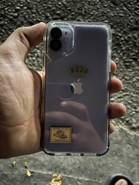 آيفون ١١ • ذاكرة ٦٤ • بطارية ٧٦٪