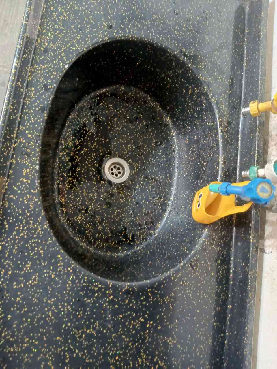 سنك • الزعفرانية • للبيع