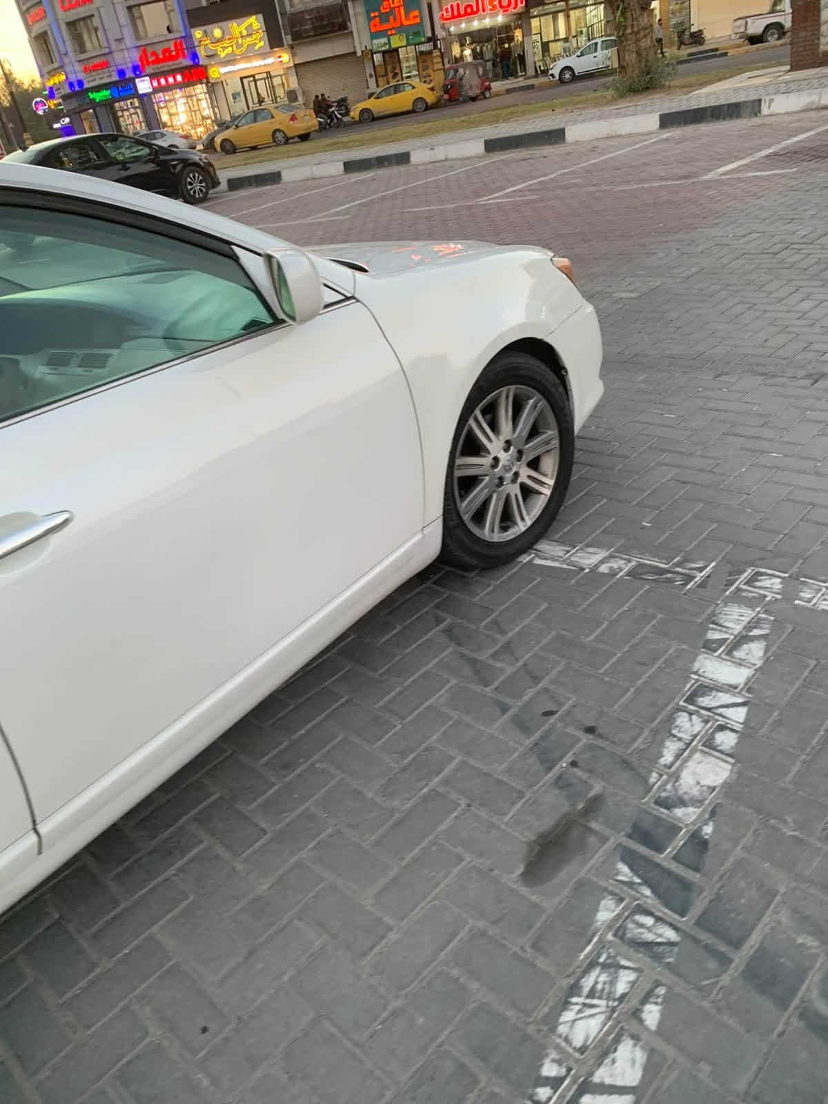 � للبيع — تويوتا أفالون | Toyota Avalon
📅 الموديل: 2009
📍 مكان السيارة: كربلاء المقدسة

🛡️ مكينة وگير وتبريد كفالة
❄️ قطعتين تبريد
🎨 الجاملغ مصبوغ

✨ السيارة نظيفة كلش 
✨ جاهزة من كل شي 
✨ رقم بغداد 

💰 السعر: 108 ورقة

📞 للاتصال والاستفسار:
***********
***********

