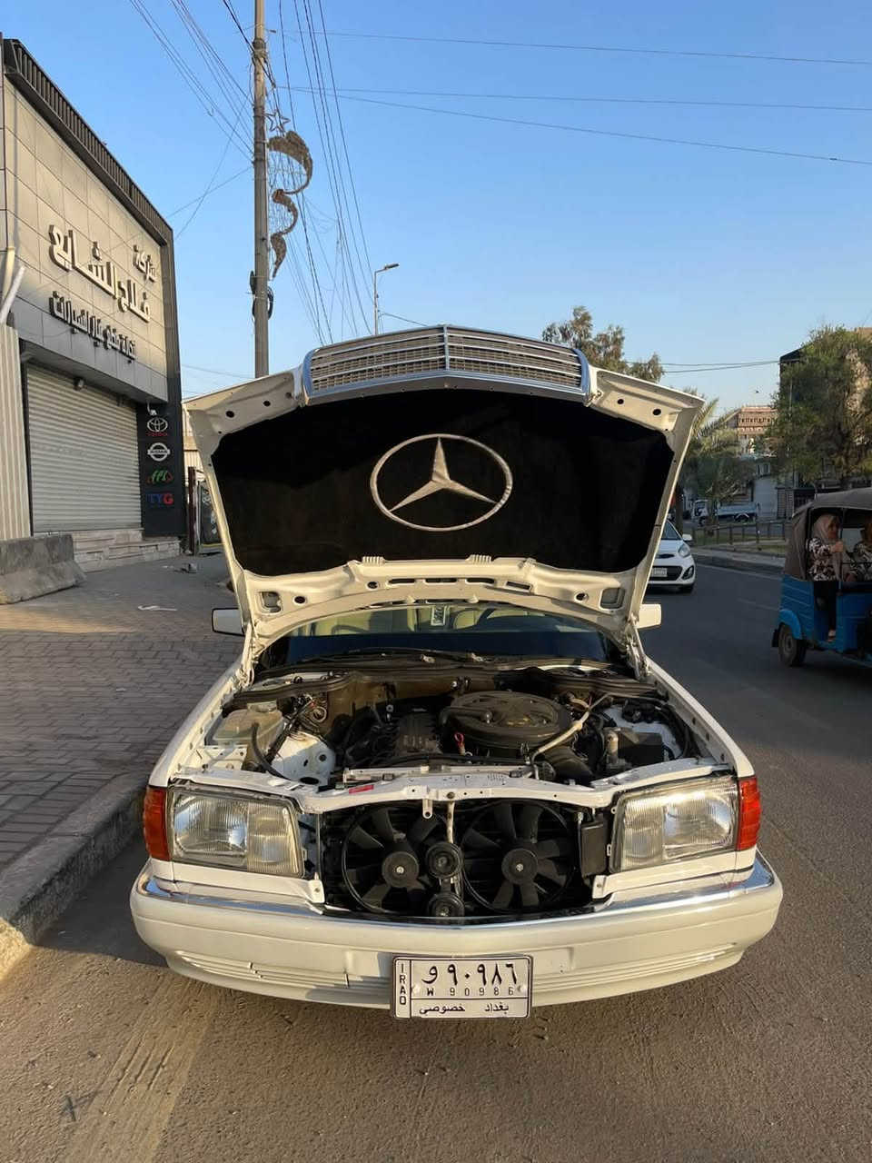 ليكم مارسدس موديل 88باب طويل سياره صبغ عام جماليه سياره كله على وظع الشركه داخل بيجي فتحه مكينه بلادي حدادي امايه خلفيه جديد كهربيات كفه شغاله 
اي ستفسار تصل ***********
بغداد
