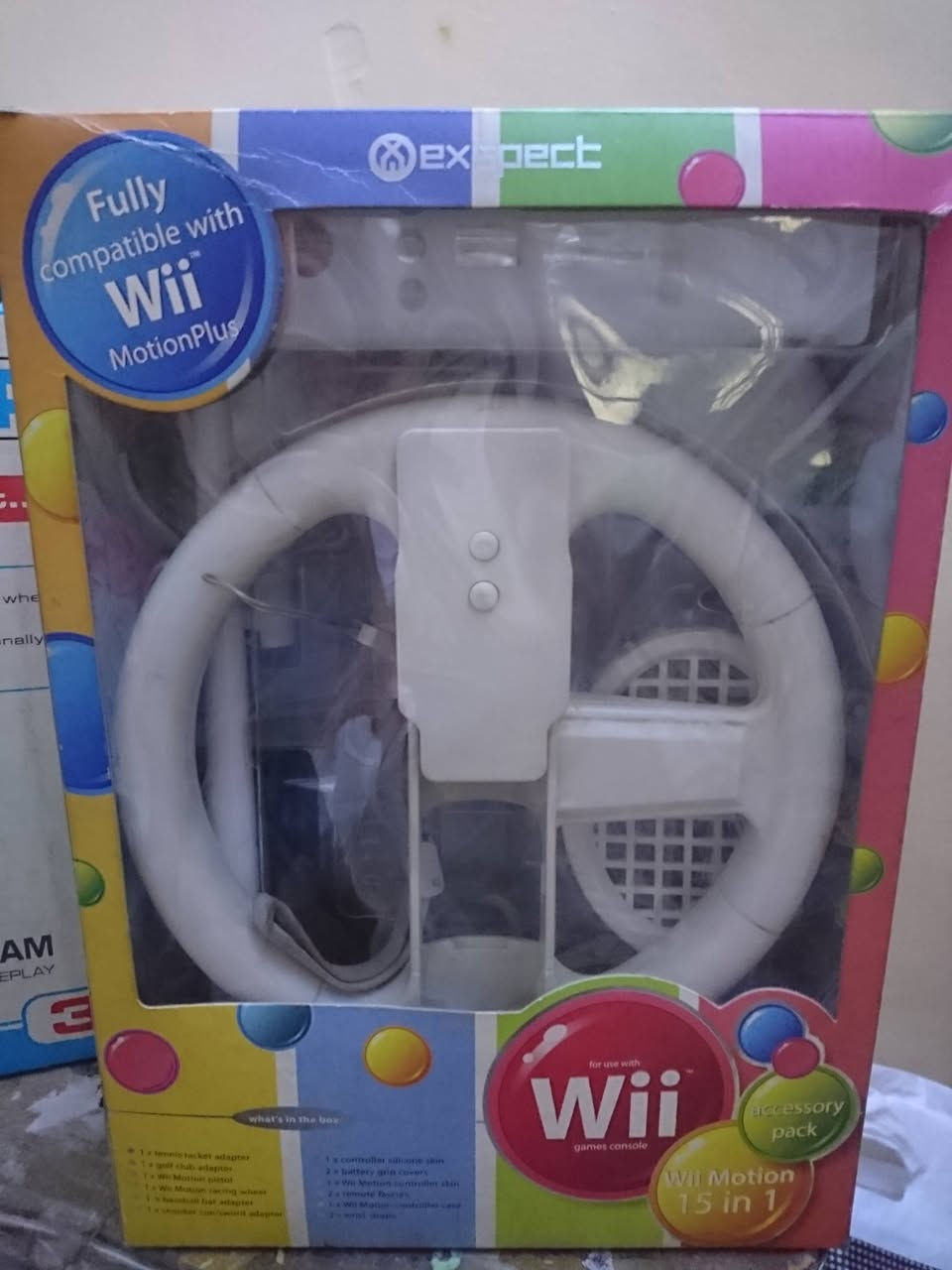 السلام عليكم ملحقات جهاز wii لبيع
