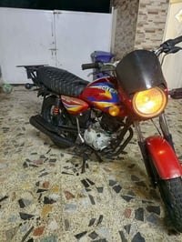 شباب دراجه بوكسر 21 اوراق كامله اصوليه الدراجه شغاله بس يحتاجله تجفيت ...
