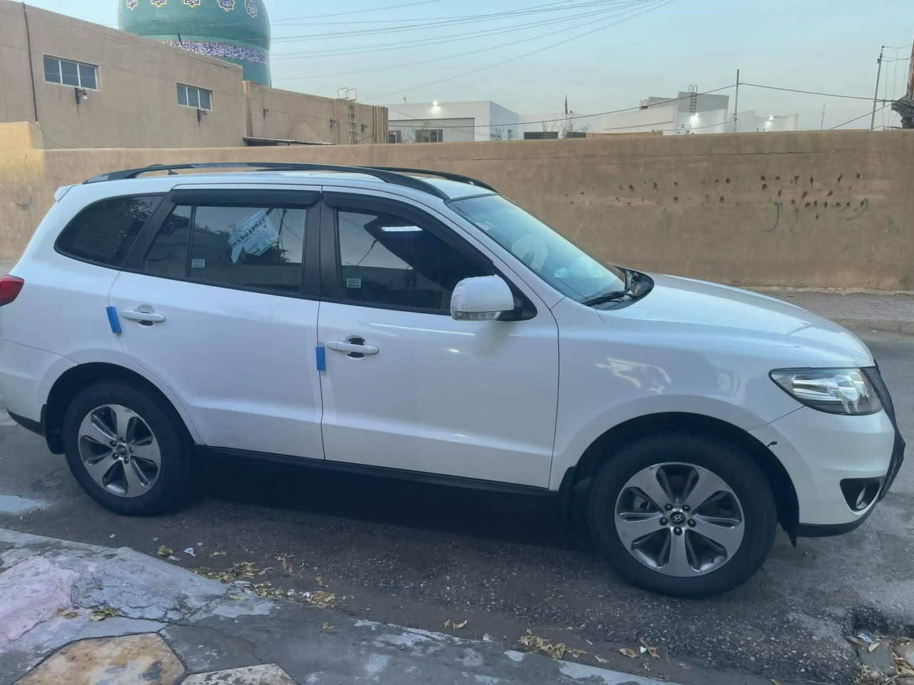 السلام عليكم سنتافيا موديل ١٢ خليجي بيه شبر صبغ أسفل الباب مكان السياره صويره للاستفسار الاتصال على الرقم ***********
