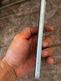 آيفون 11 • ٦٤ • بطاريه ٨٣٪