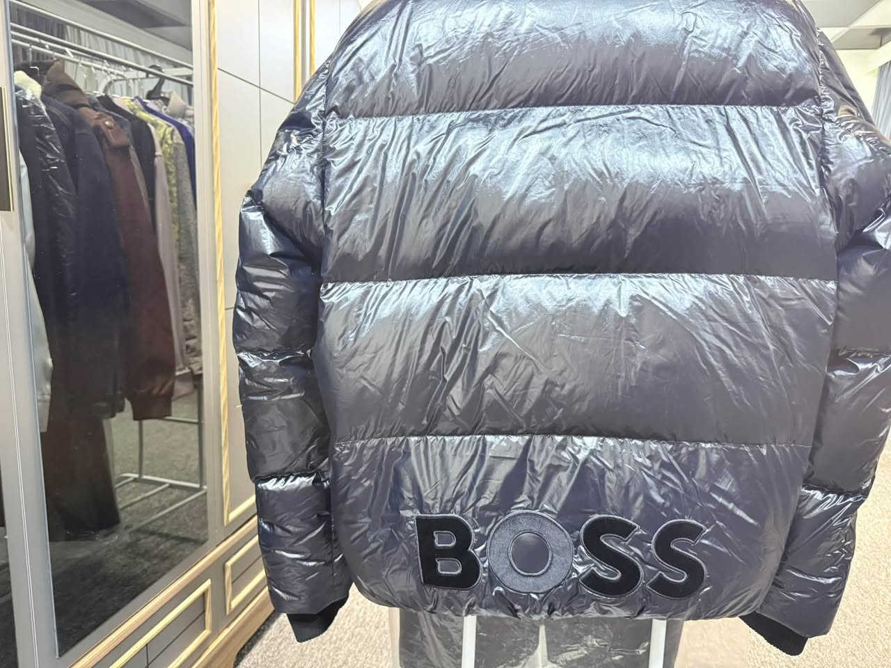 قمصلة شتويه اصليه اوربي
Boss XL
