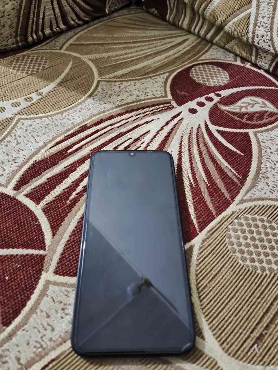 بوكوc85
الجهاز نضيف بمعنى الكلمه مامستخدم بس يومين
الجهاز بدون ملحقات فقط الجهاز !
ذاكره 256 جيجا
60 فريم اعتقد 
سعره 225 بيه مجال قليل
مكاني ناصريه ناحية الفظليه
*********** واتساب 
بس تعامل اعبر البوست .
