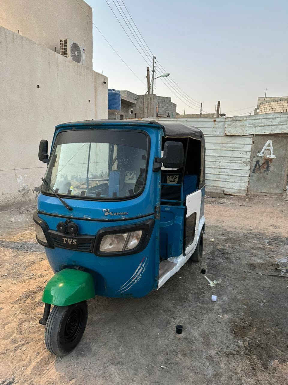 يالله سلام عليكم تكتك للبيع موديل 20 تخم تاير جديد كهربيات شغاله اوراق مكينه مبدله كلجات وجبنه مال الدهن سعرهه 3300وبيه مجال العنوان بصره التنومه ***********
